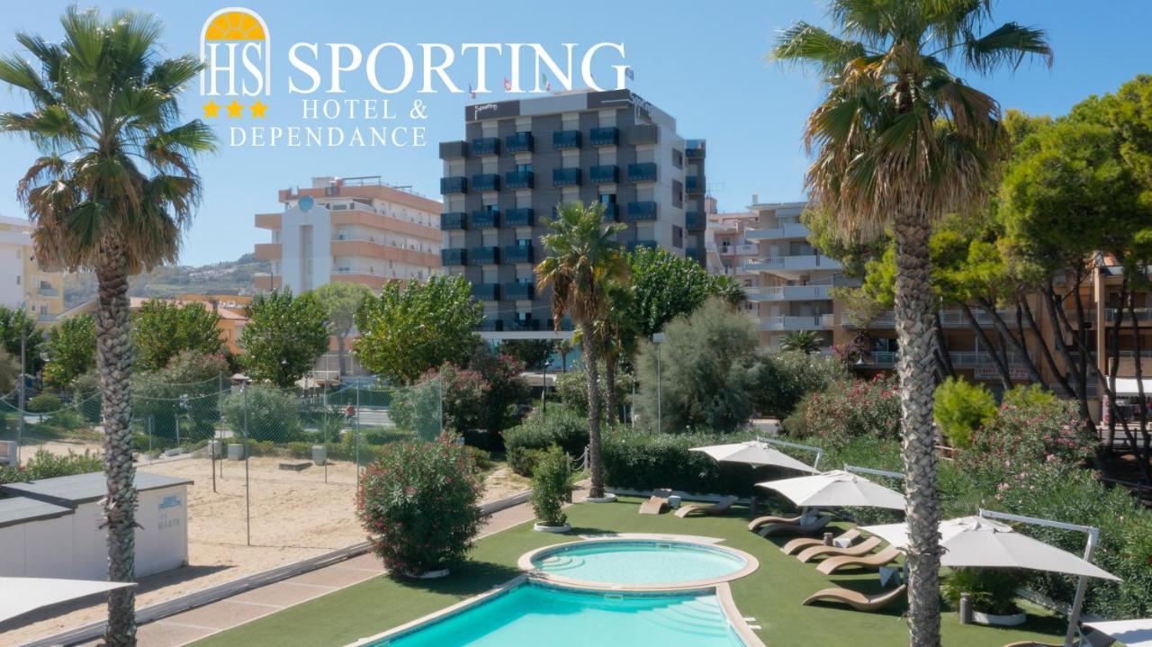 Hotel Sporting Alba Adriatica Exteriér fotografie